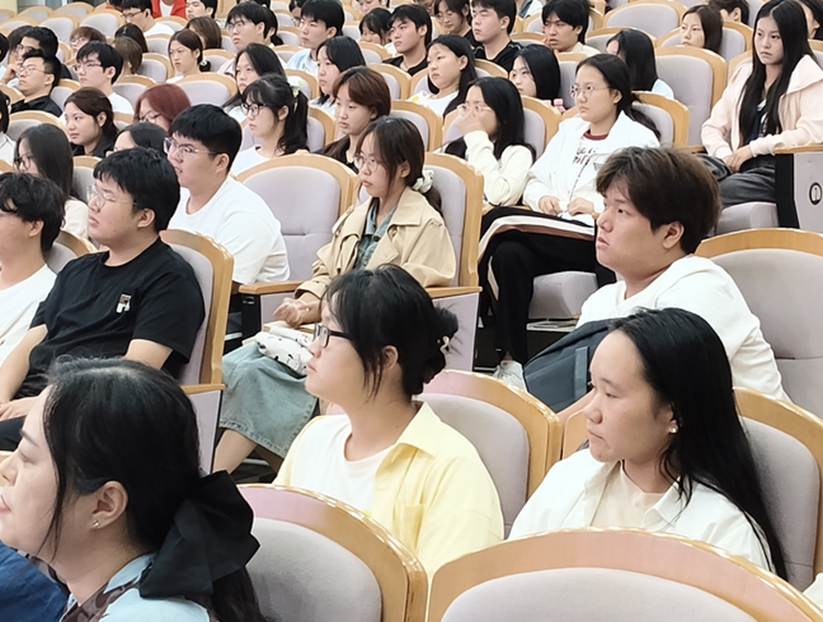 cda8b46ebbe63411b8a3570901137e34_750